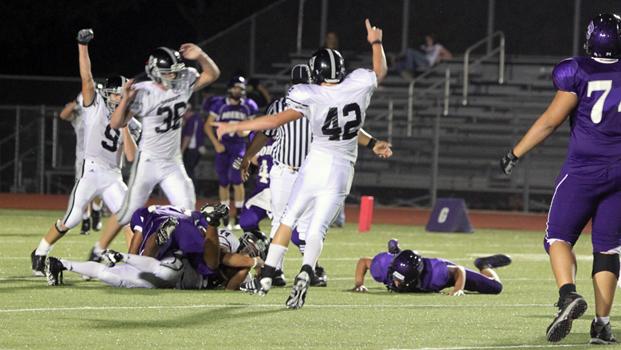 At the game against Boerne, the varsity football team capitalized on Greyhound errors to come out on top. 