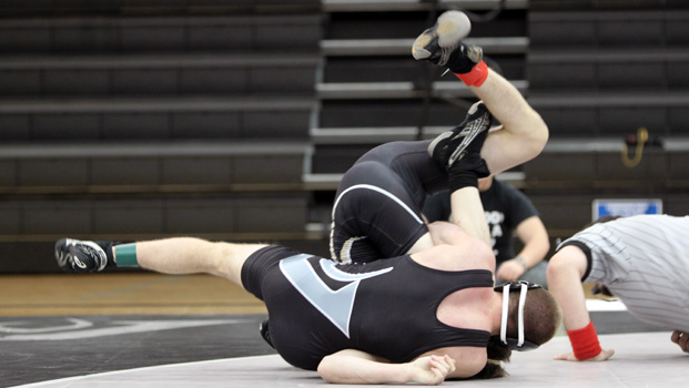Viper Wrestling Boasts Large Numbers, Prepares For District Meet