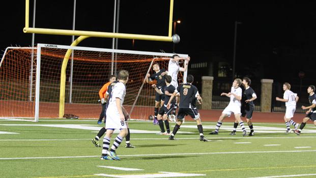 Boys Soccer To Play Regional Quarterfinal Game Tonight