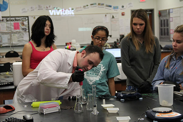 Students extract own DNA