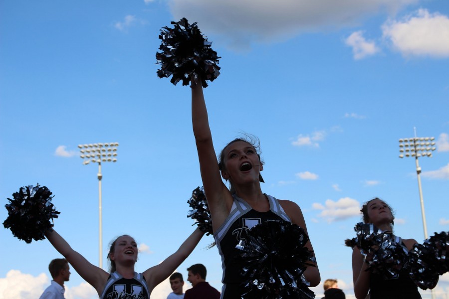 Cheer team goes to UIL