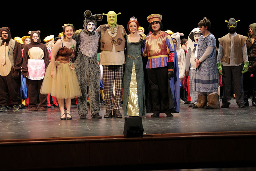 Sophia Gaunt, Colin King, Evan Welliver, Hannah Barnard, and Sam Smoot during their dress rehearsal on Wednesday 