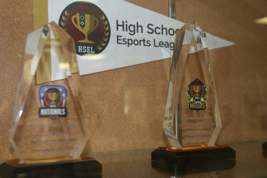 Vandegrift+Esports+Trophies