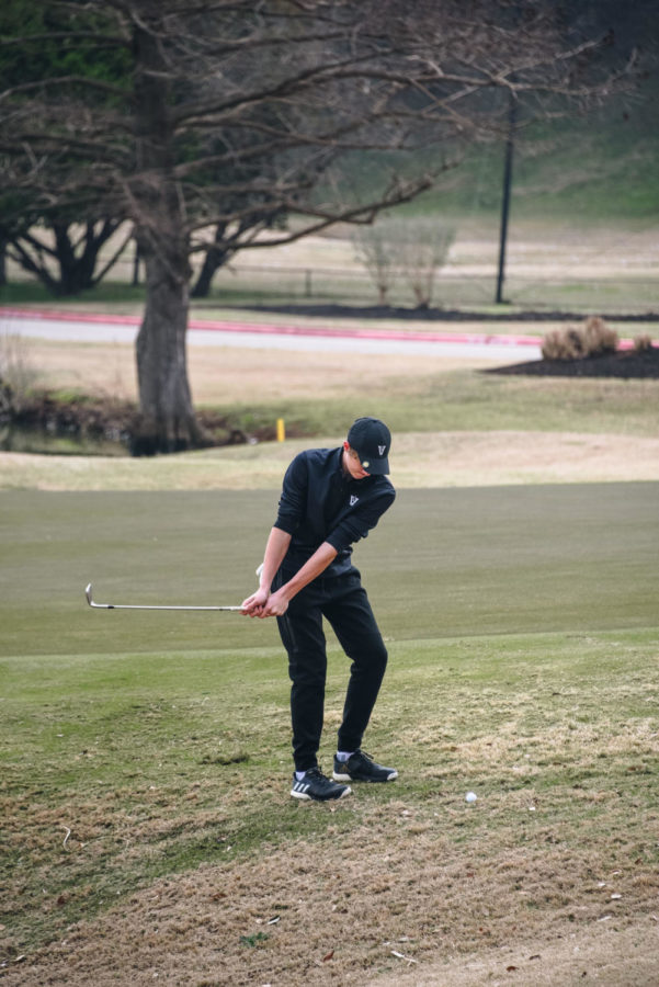 Boys golf placed second at the NEISD Shootout