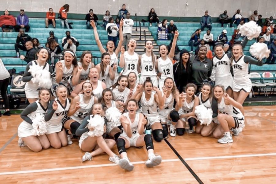 Girls varsity basketball to play in second round of playoffs