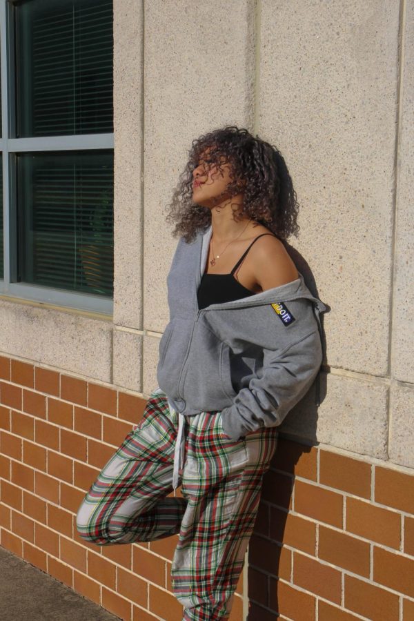 Different Vandegrift students wear the current fashion styles to school.
