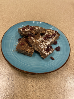 Chocolate peanut butter health bars (Karissa Gonzales)