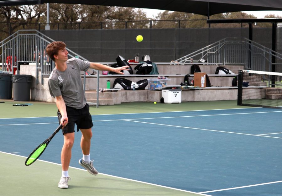VHS+Varsity+Tennis+competes+at+the+Westwood+Invitational