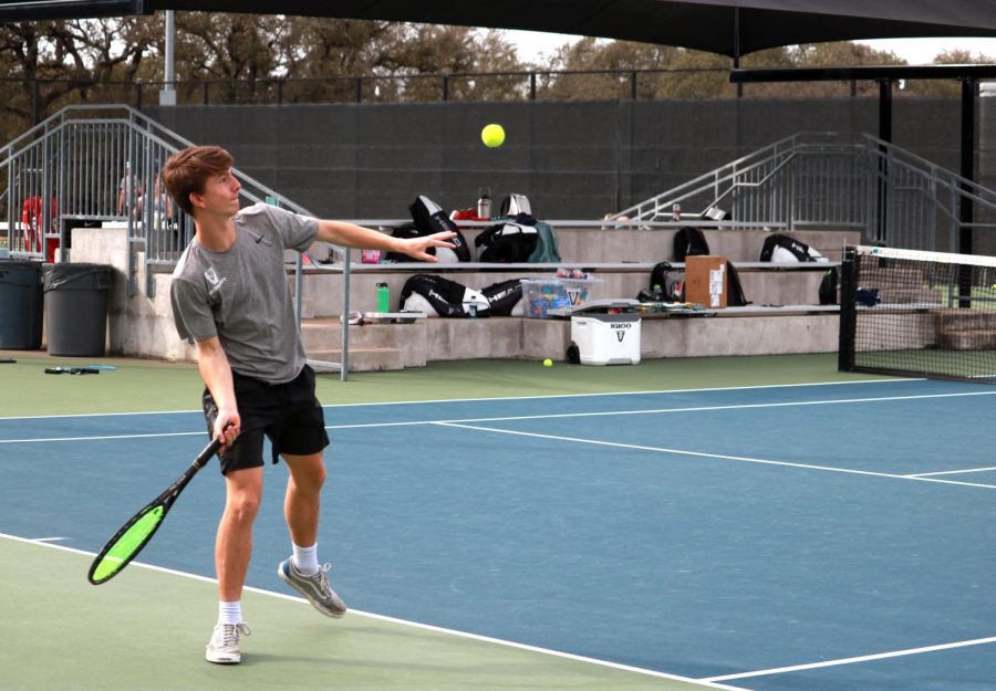 VHS Varsity Tennis competes at the Westwood Invitational
