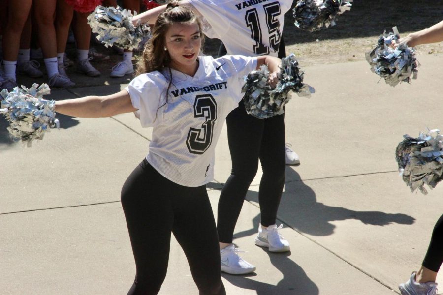 Junior Taylor Ellis performing with the Legacies at Thursdays pep rally.