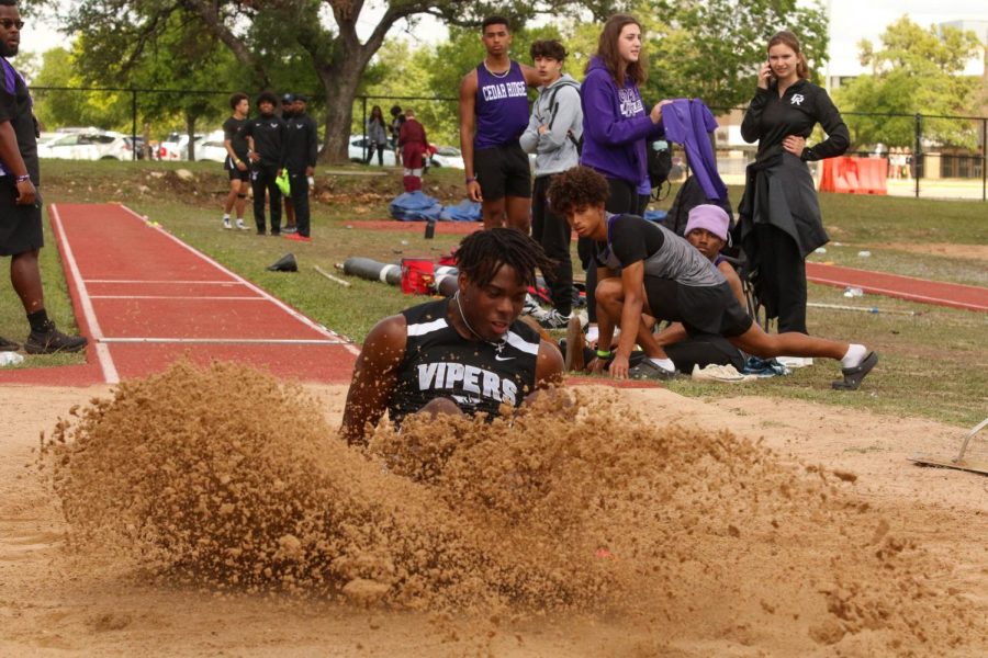 Boys varsity wins district track title, girls come in third