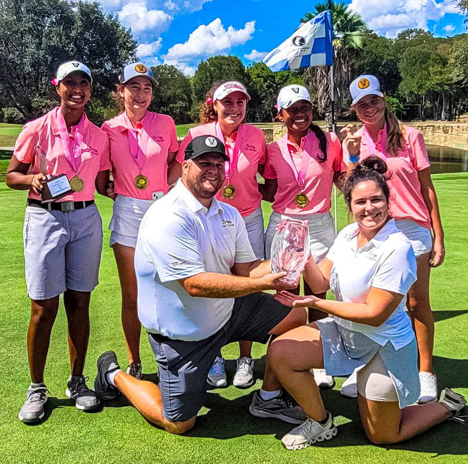 After the awards ceremony at the 2023 Swing 4 The Cure, we take a picture on the 18th Green. (From left to right in the back) Swetha Sathish, Addison Bandelier, Eden McSpadden, Danica Lundgren, Sydney Givens. (From left to right in the front) Coach Aaron Ford, Ms. Caroline Wiesen