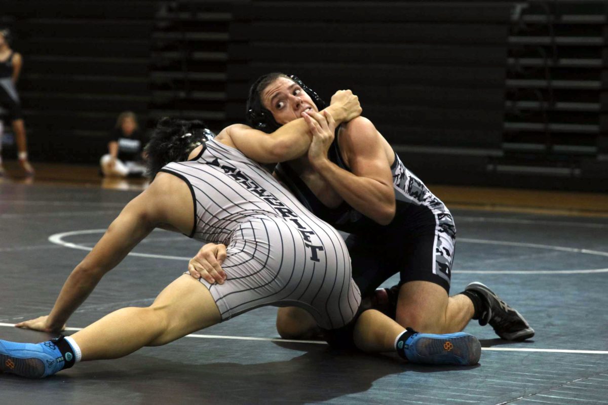 Wrestling kicks off 2023-24 season with scrimmage