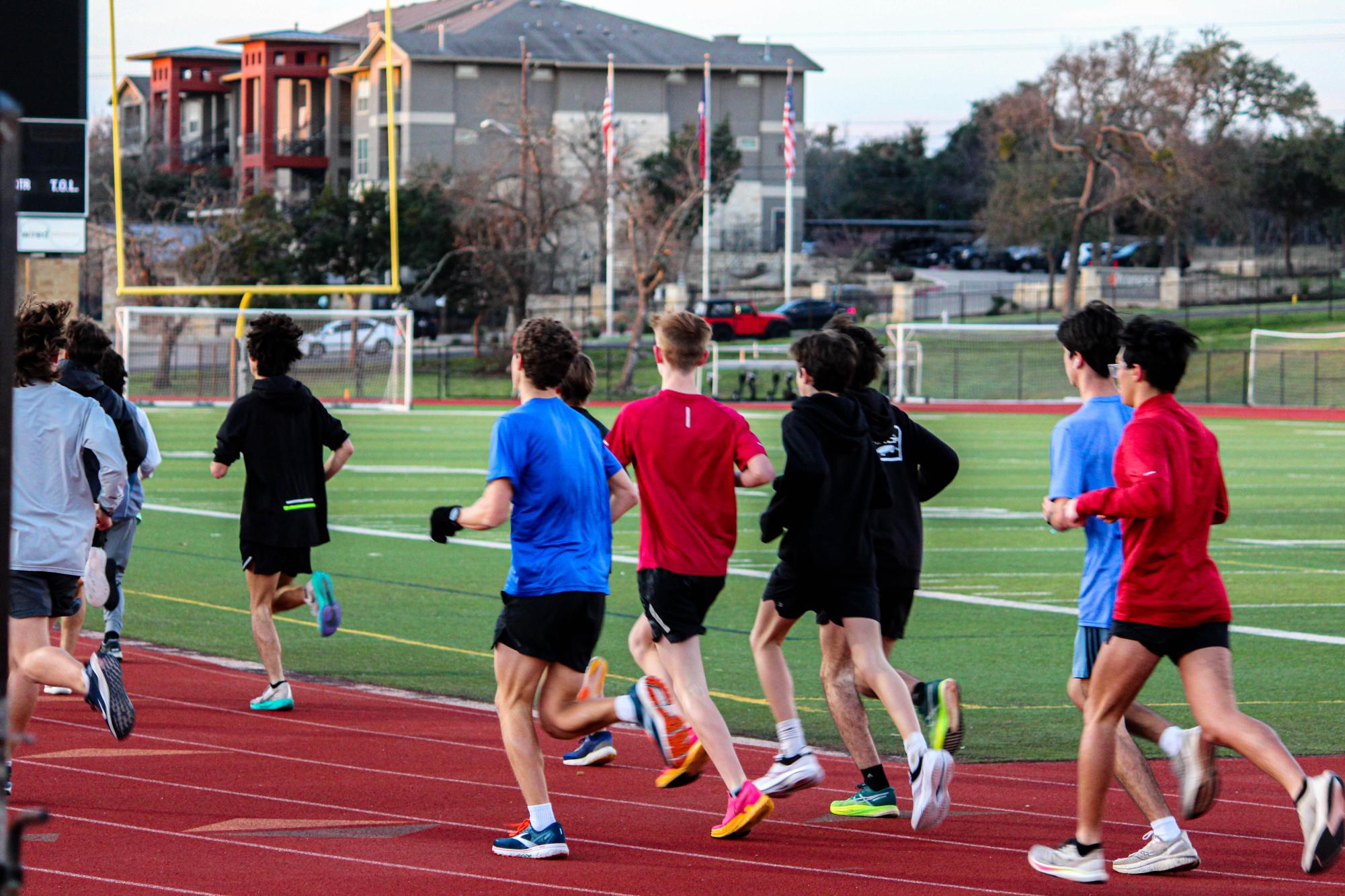 Dedication Shines: Cross Country Team’s Early Morning Group Runs