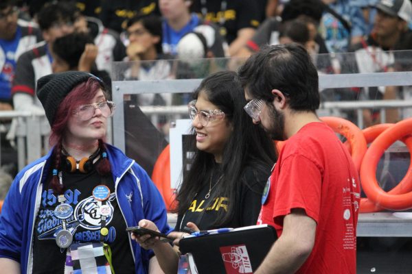 Navigation to Story: ViperBots travel to international competition