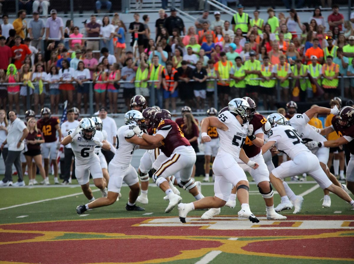 Berkey, Ella_V Football v Drip_8-29_1